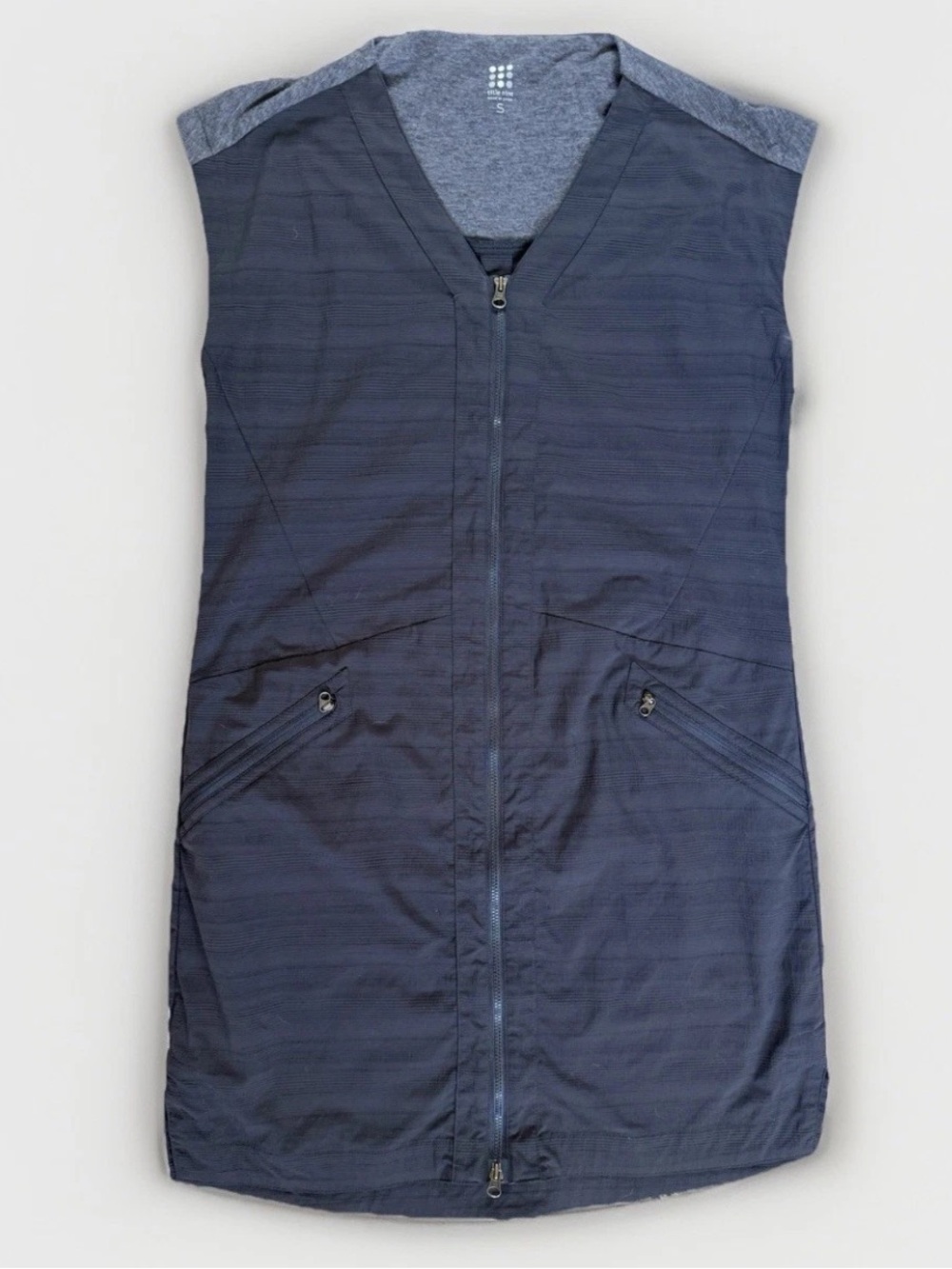 Title Nine Women's S Passport Dress Zip Front Tunic Vest Athleisure Pockets Gray